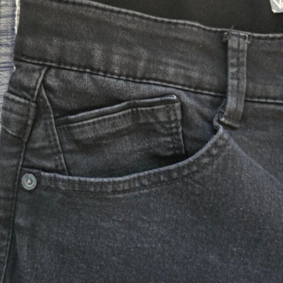 Wit & Wisdom Petite Black Stretchy Mid Rise Wide Waistband Skinny Ankle Jeans - Picture 6 of 6